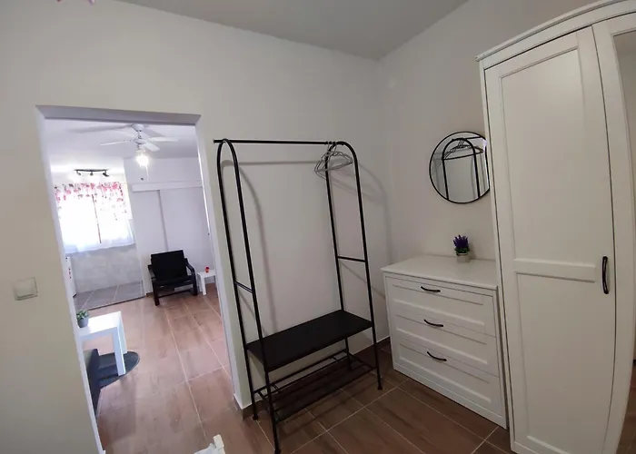 Tonka Apartment *