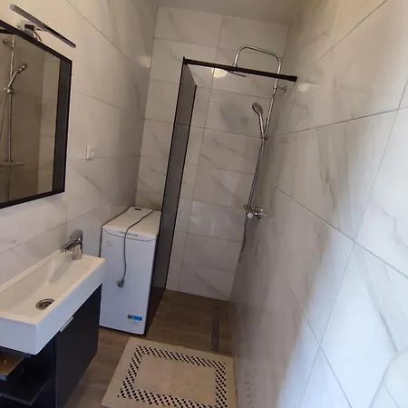 Tonka Apartment