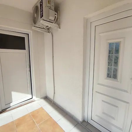 Tonka Apartment *