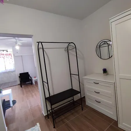 Tonka Apartment *