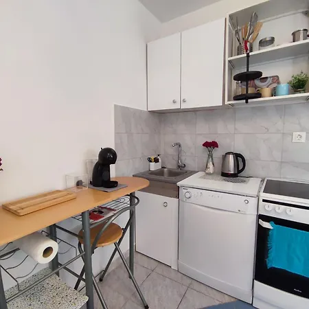Tonka Apartment *