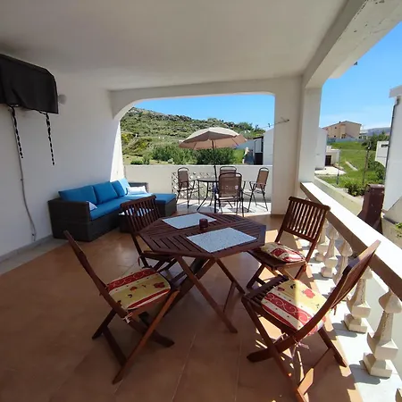 Apartamento Tonka Pag Town